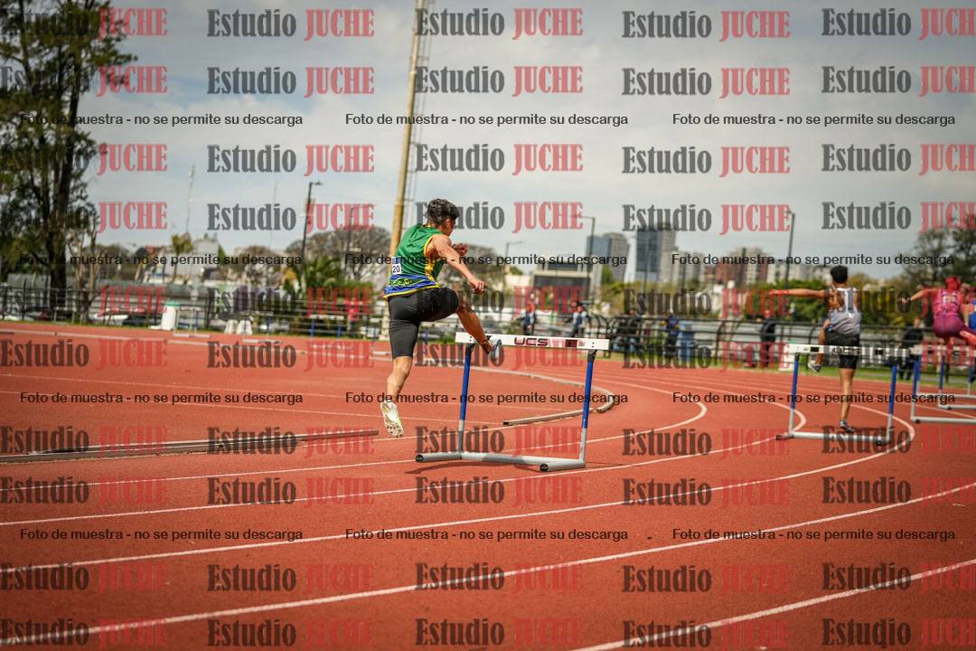 Fotos de los 400 m con vallas de varones