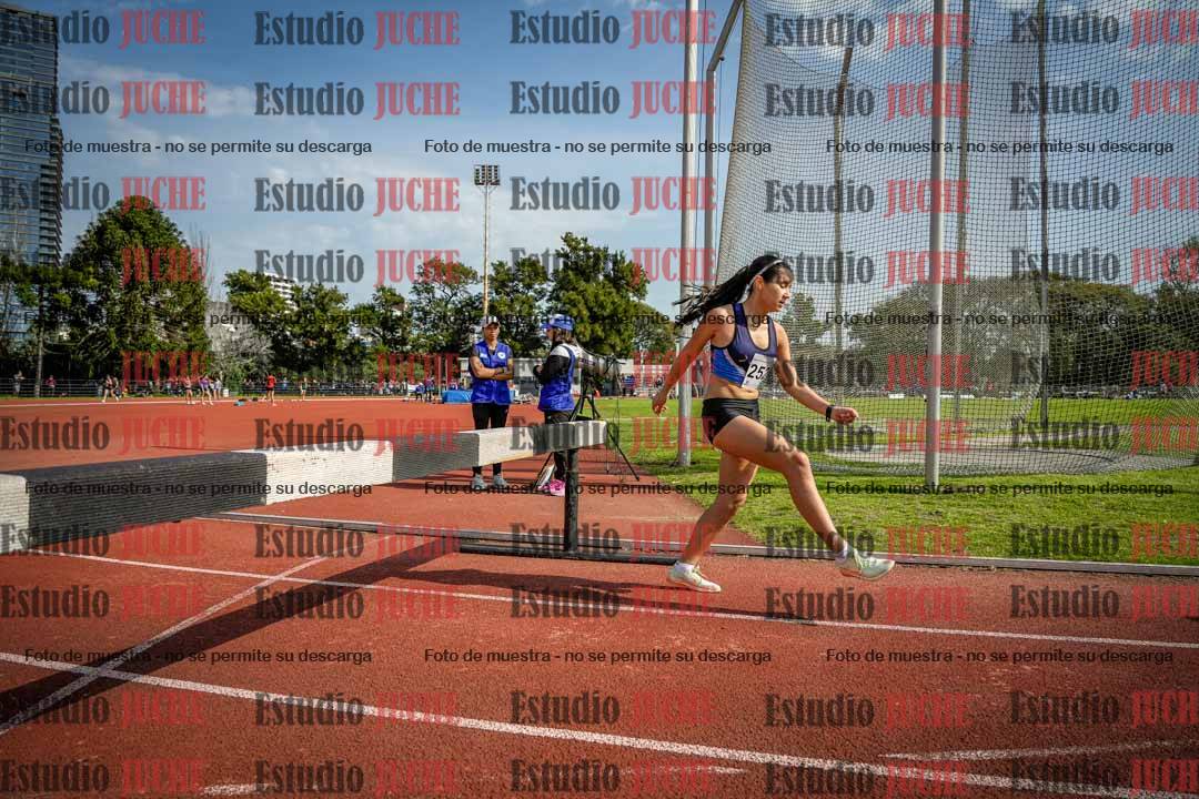 Fotos de los 1500 m con obstáculos de mujeres