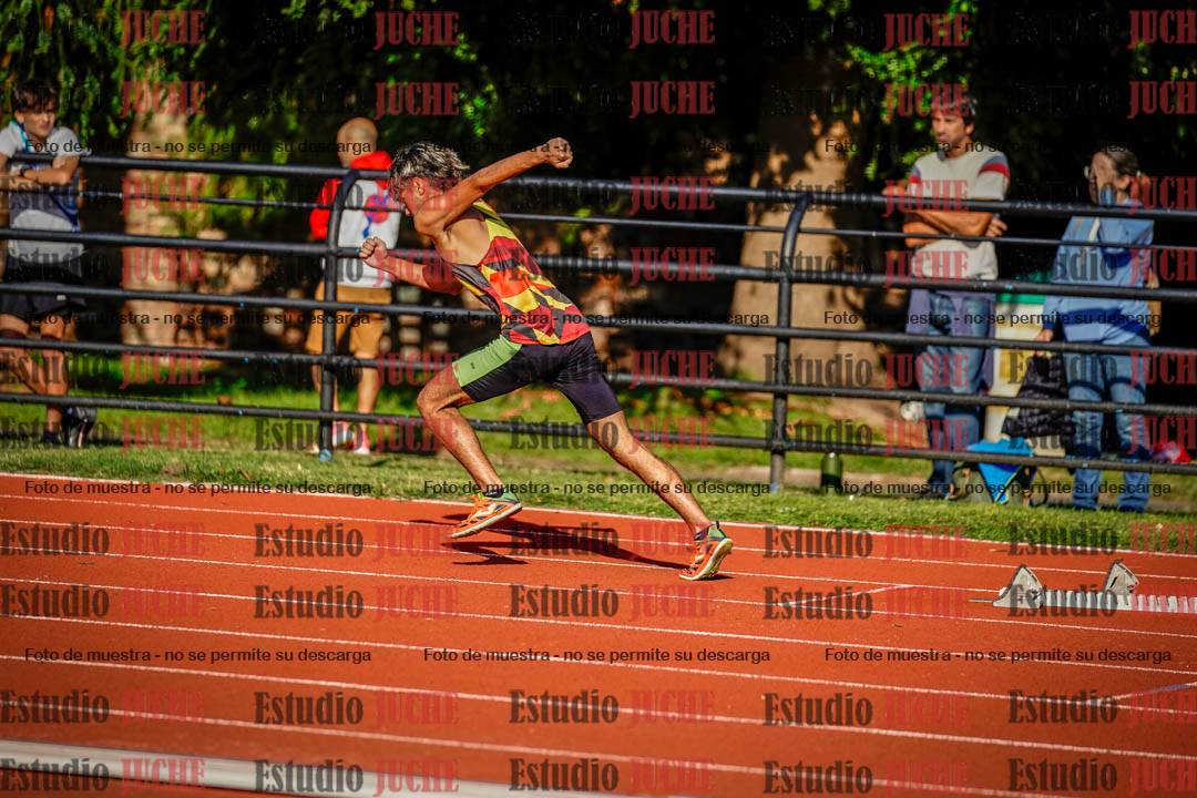 Fotos de los 400 m con vallas de varones