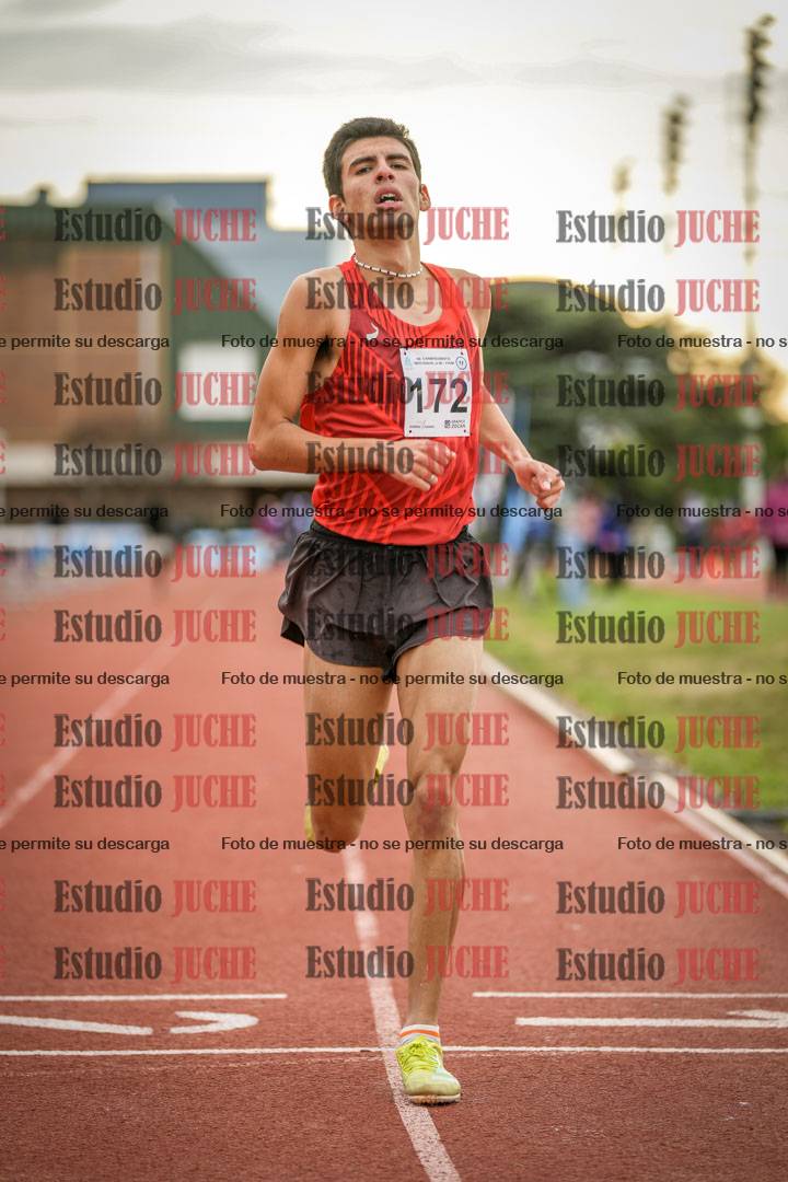 Fotos de los 2000 m con obstáculos de varones