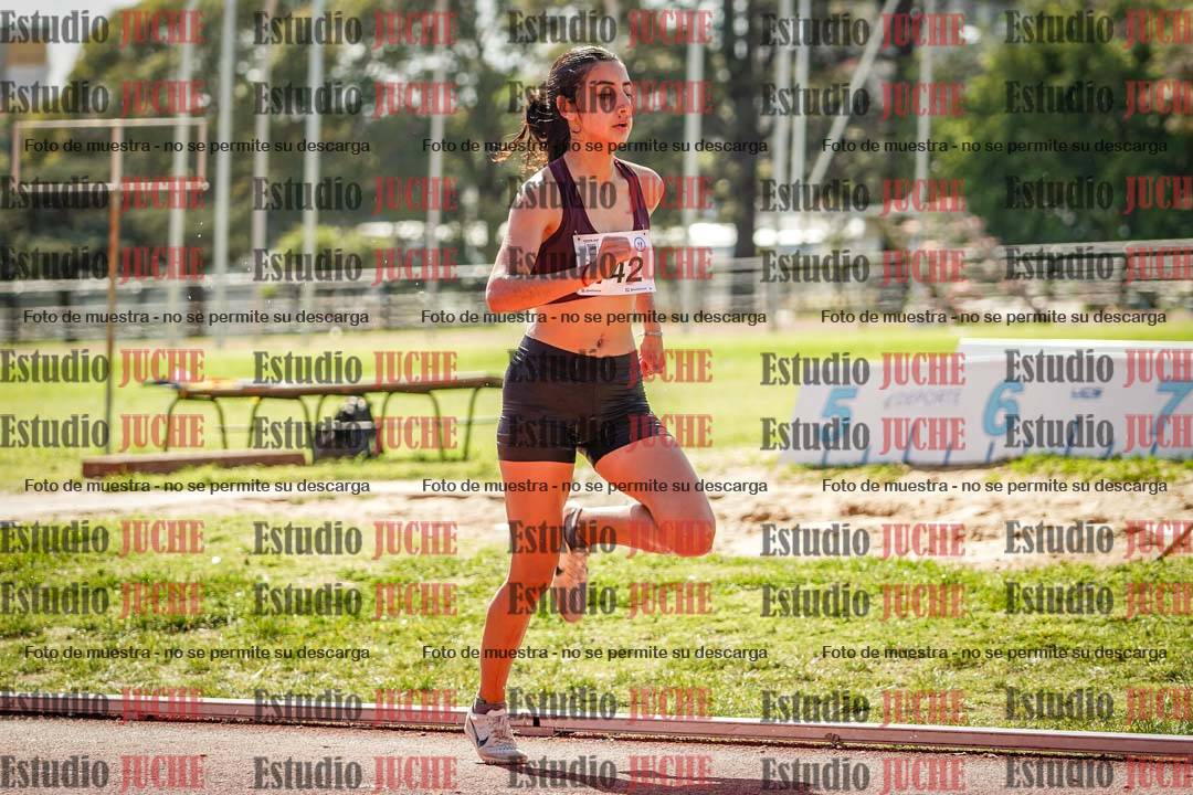 Fotos de los 1500 m con obstáculos de mujeres