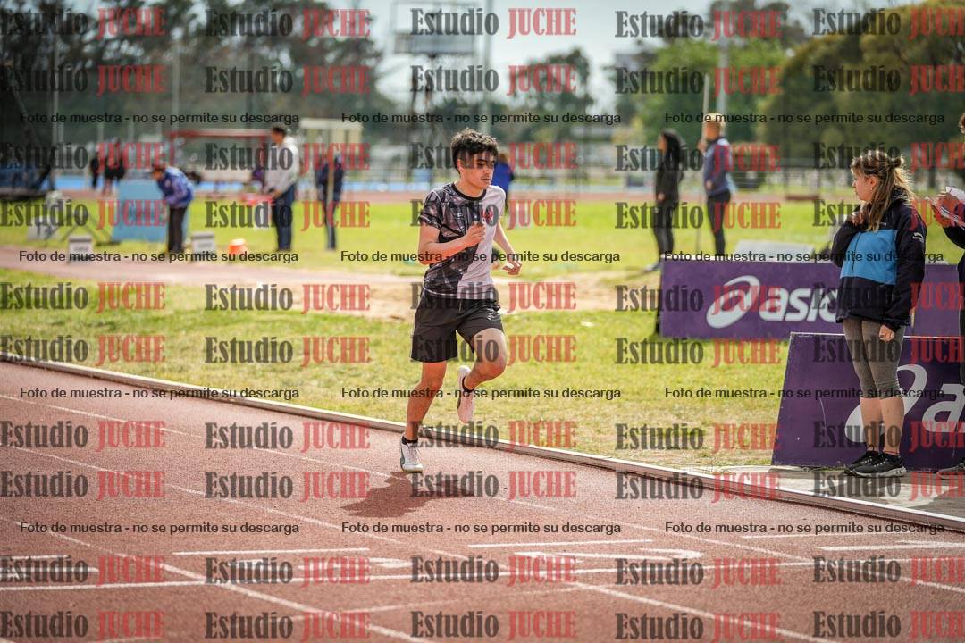 Fotos de los 400 m con vallas de varones
