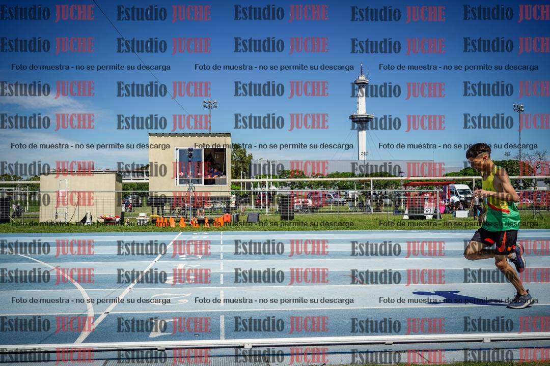 Fotos de los 600 m llanos de varones