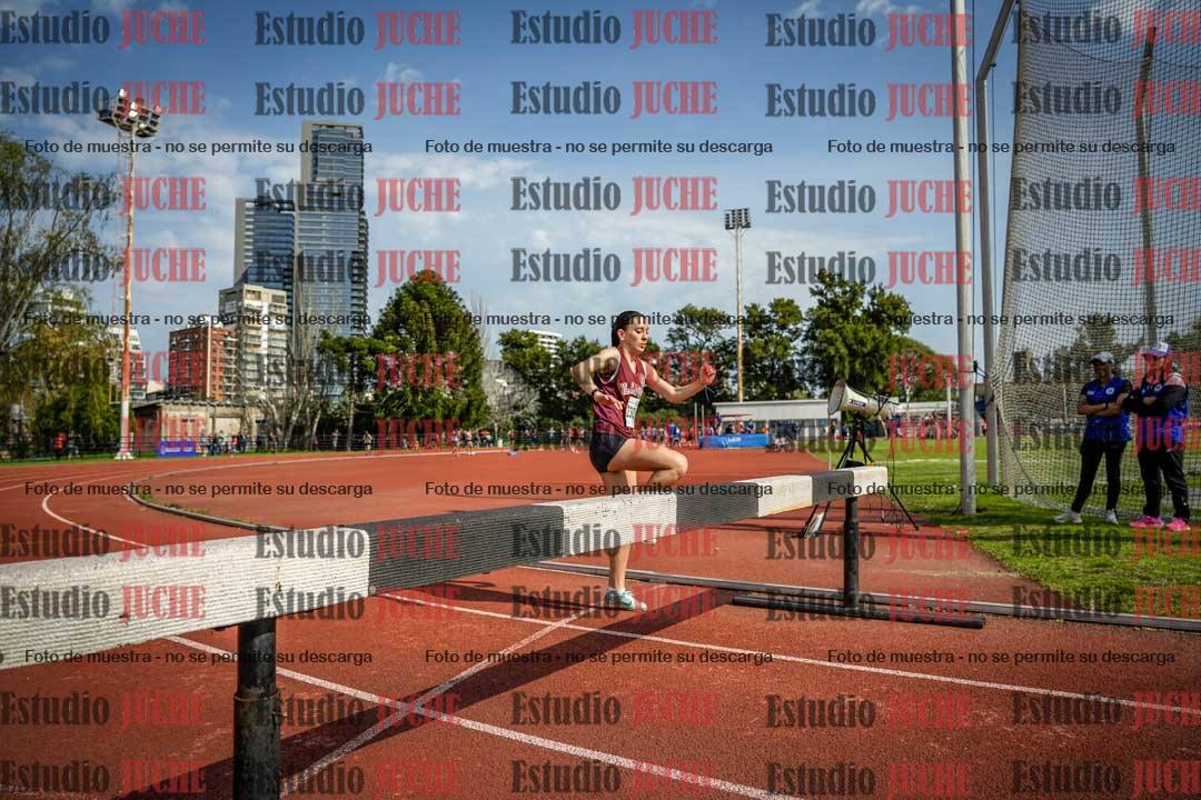 Fotos de los 1500 m con obstáculos de mujeres