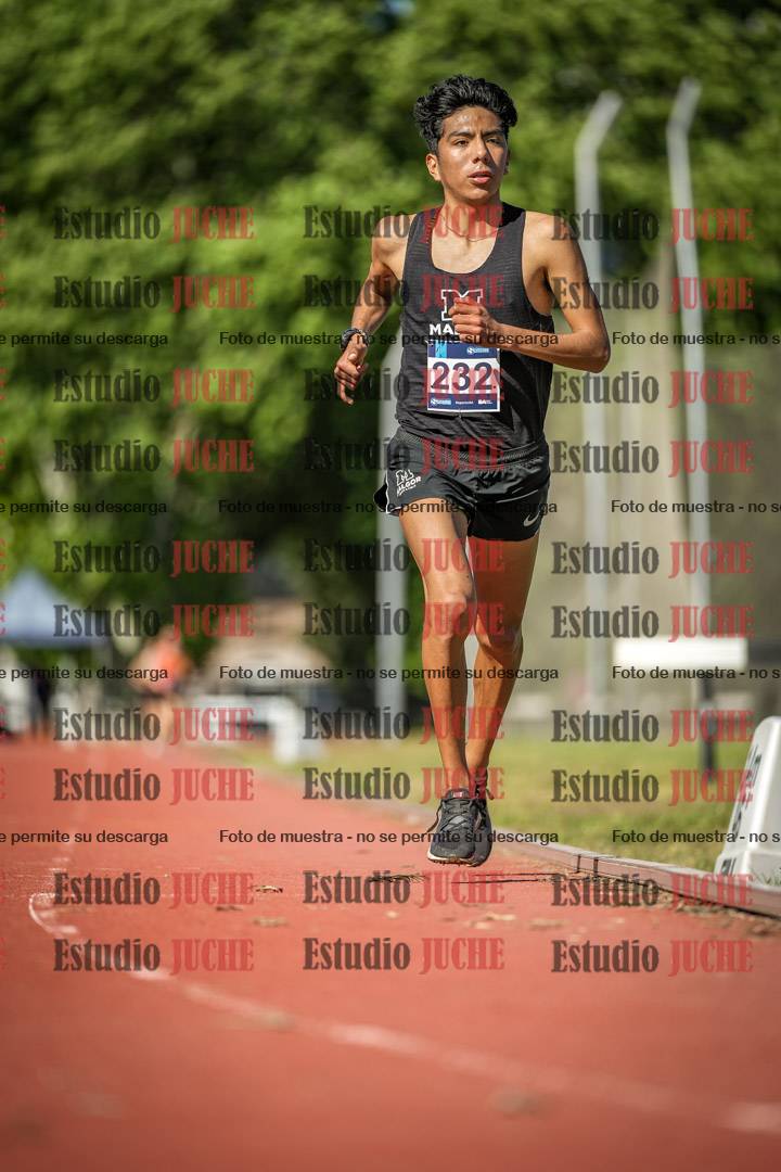 Fotos de los 10.000 m de varones - serie 1
