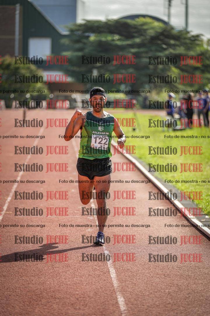 Fotos de los 3000 m con obstáculos de varones