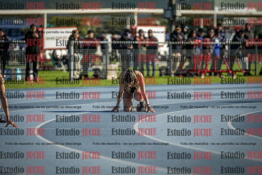 Fotos de los 400 m con vallas de mujeres