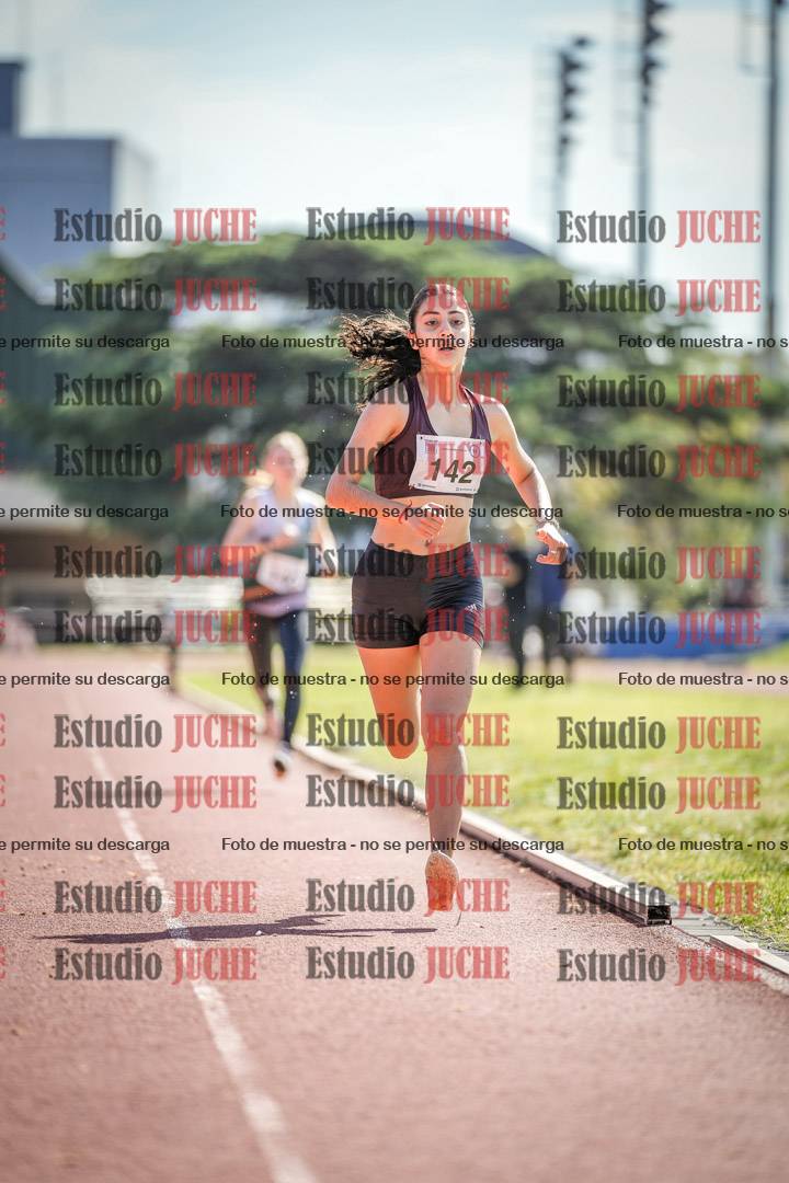 Fotos de los 1500 m con obstáculos de mujeres