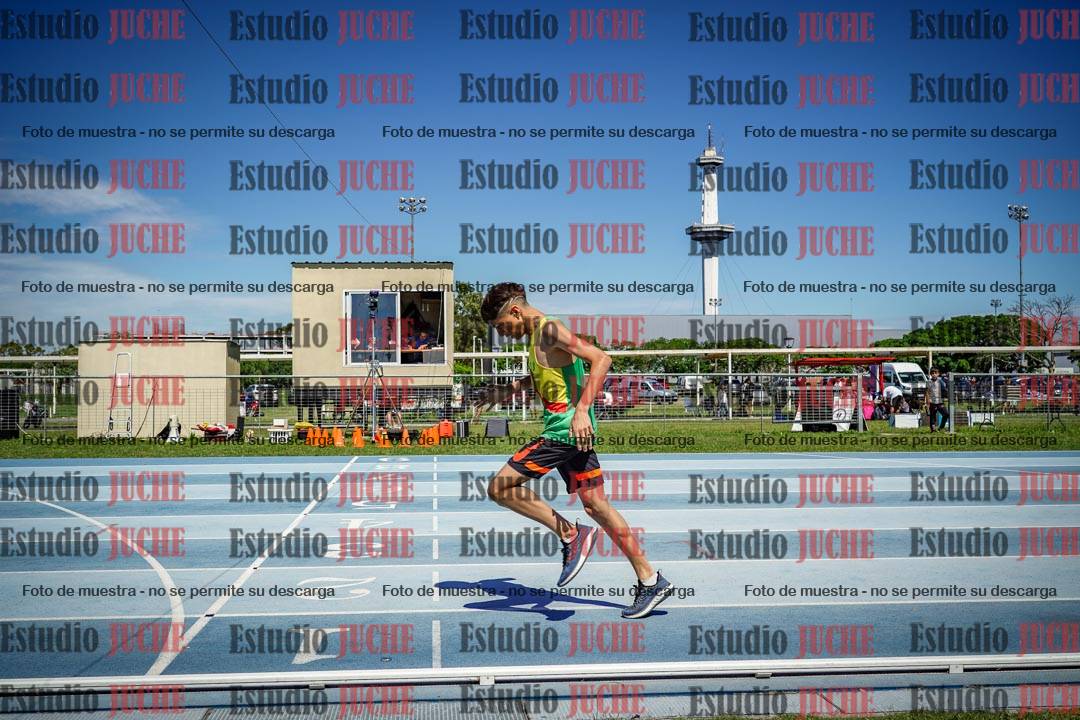Fotos de los 600 m llanos de varones