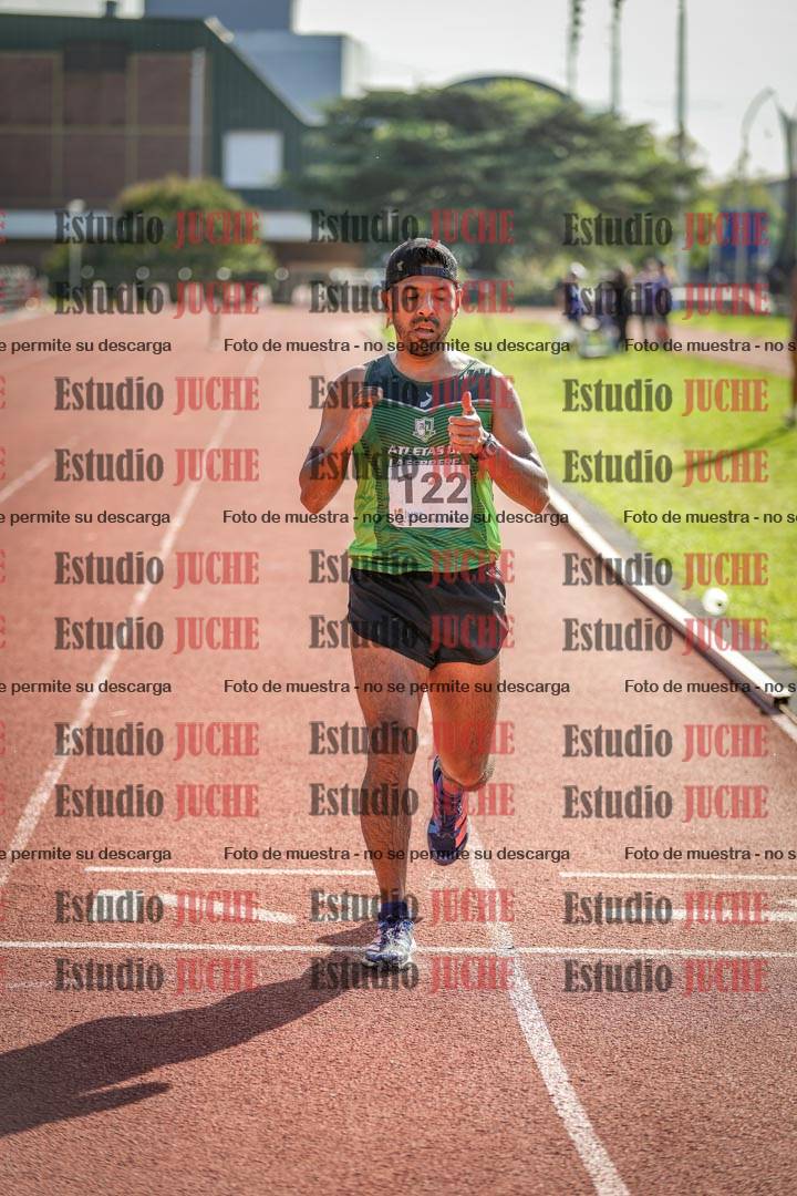 Fotos de los 3000 m con obstáculos de varones
