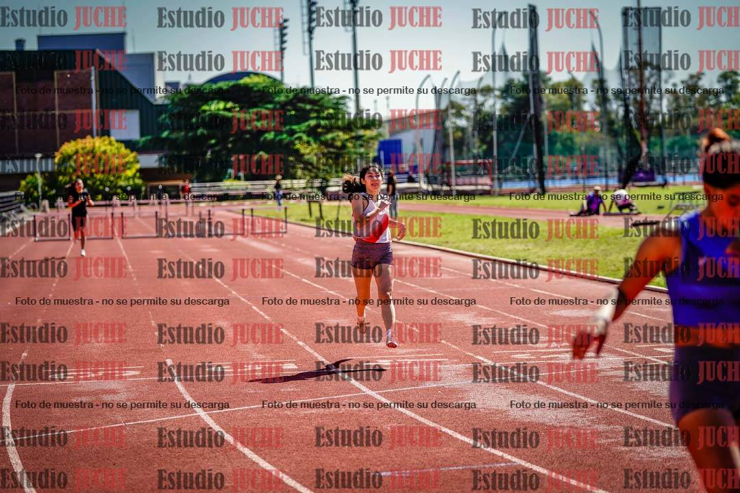Fotos de los 400 m con vallas de mujeres