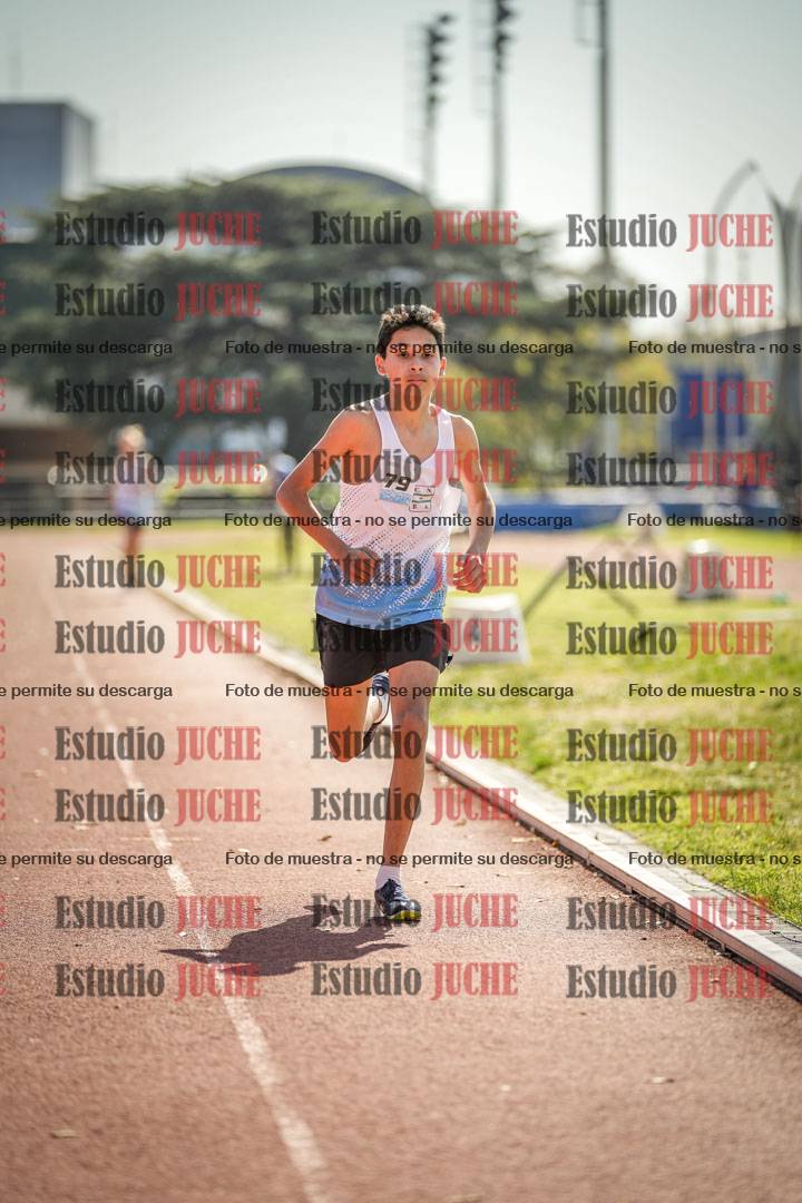 Fotos de los 600 m llanos de varones - U16