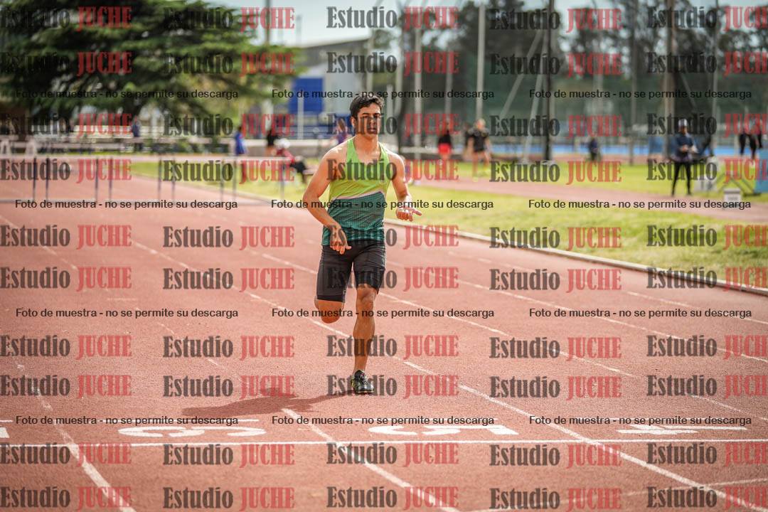 Fotos de los 400 m con vallas de varones