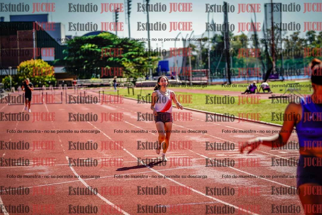 Fotos de los 400 m con vallas de mujeres