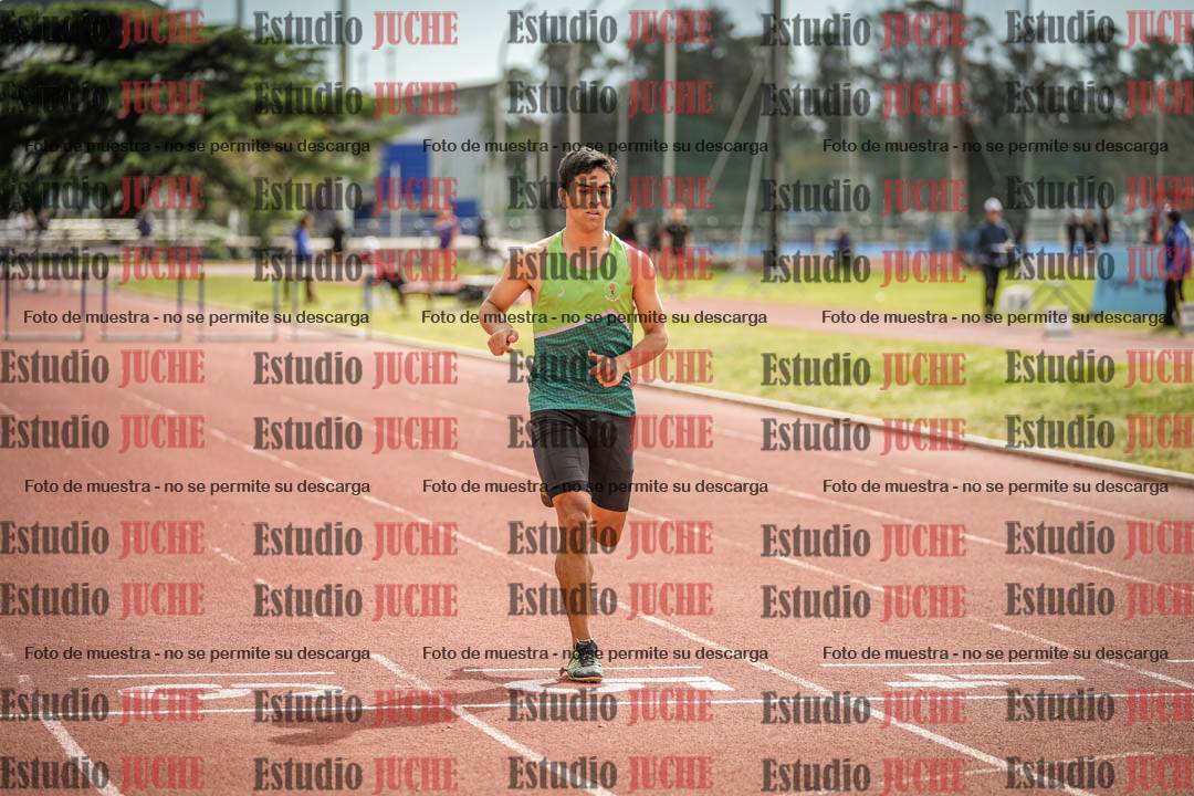 Fotos de los 400 m con vallas de varones