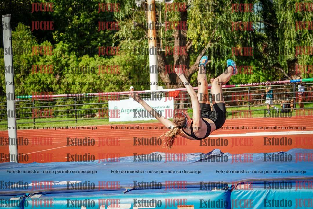 Fotos del salto en alto de mujeres