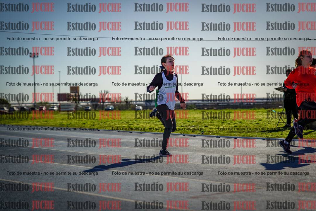 Fotos de los 80 m llanos de mujeres - U14