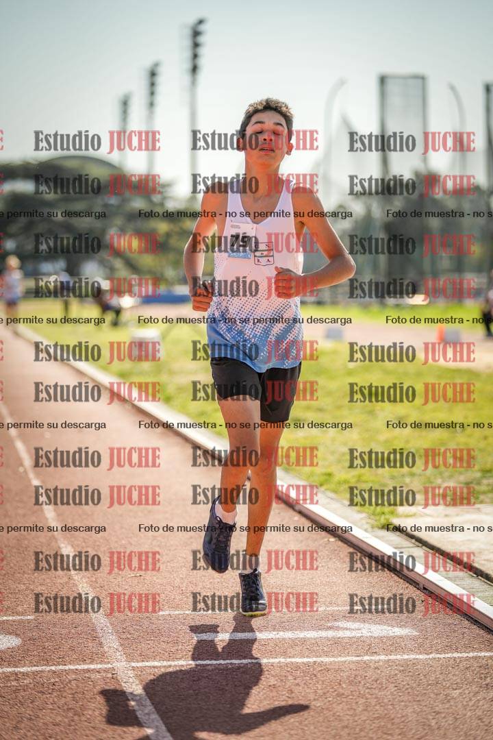Fotos de los 600 m llanos de varones - U16