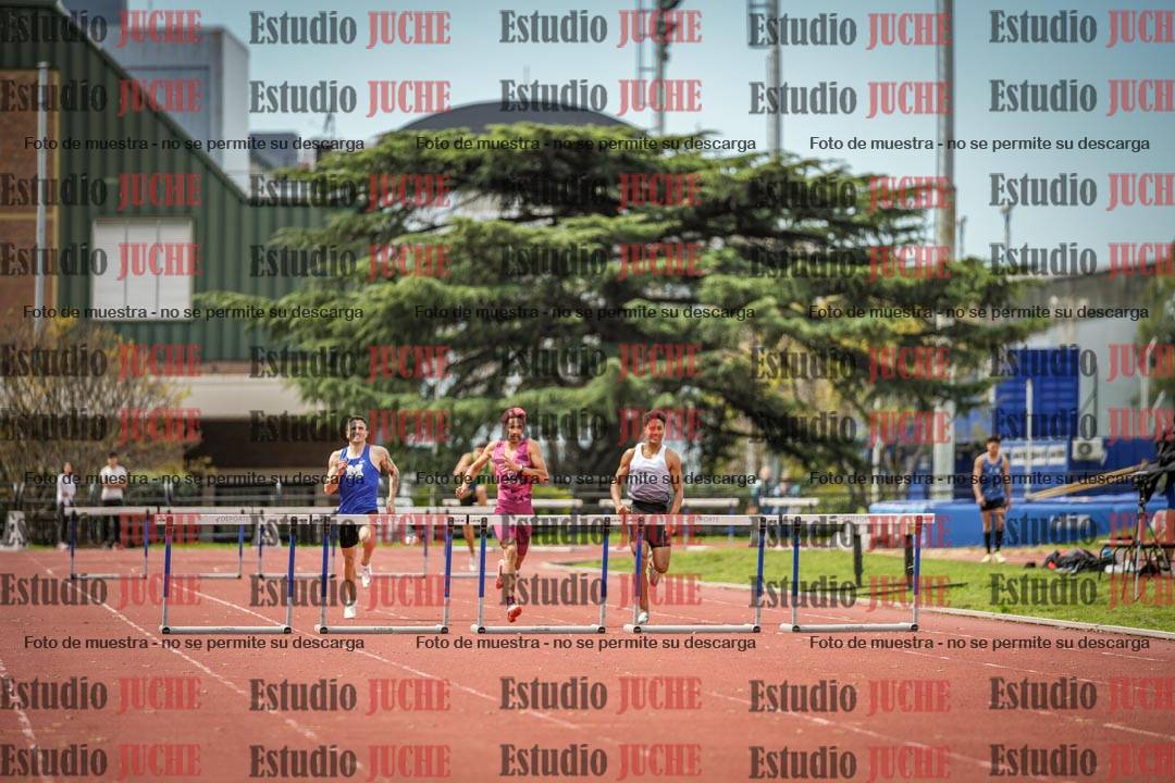 Fotos de los 400 m con vallas de varones