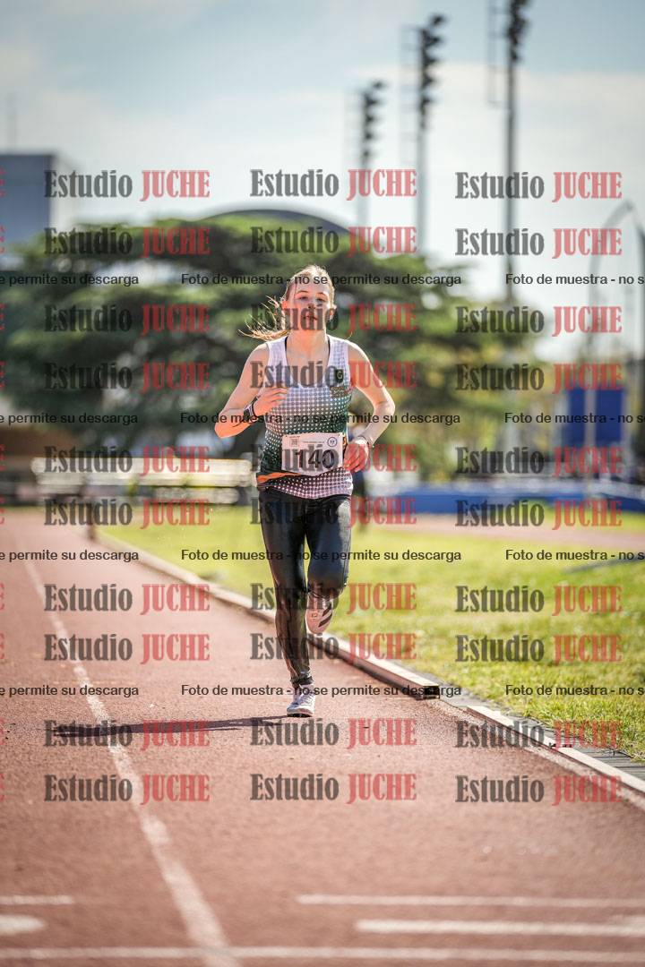 Fotos de los 1500 m con obstáculos de mujeres