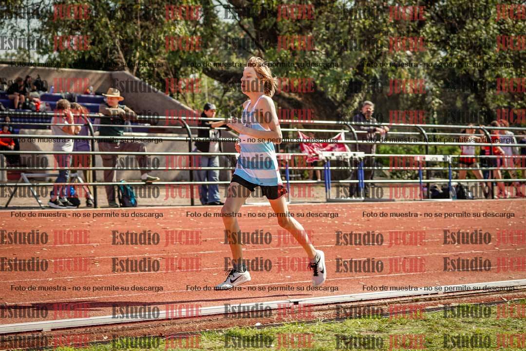 Fotos de los 600 m llanos de varones - U16