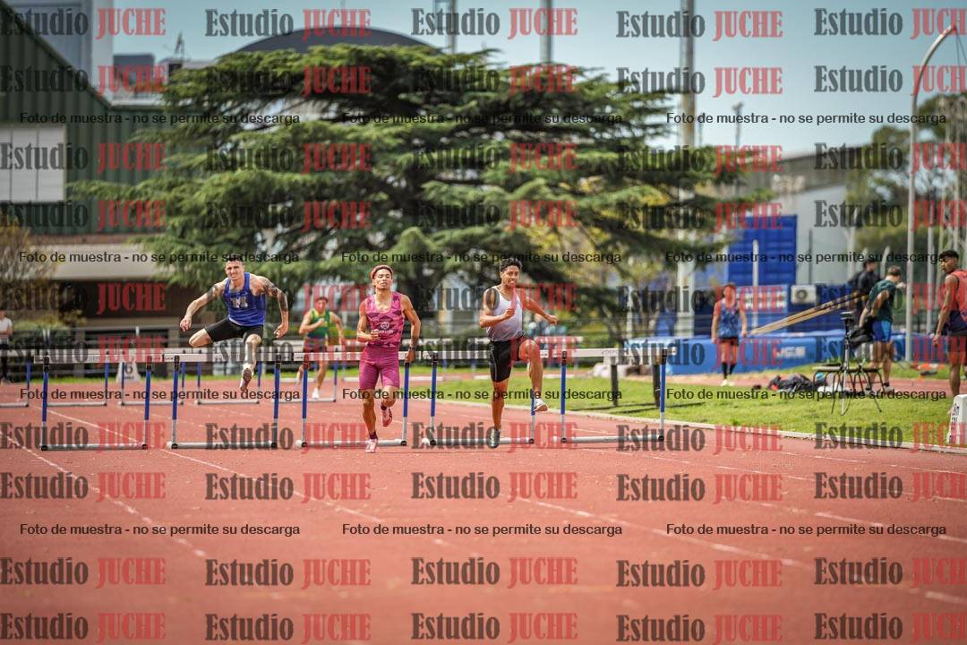 Fotos de los 400 m con vallas de varones
