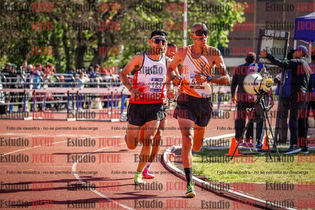 Fotos de los 10.000 m de varones - serie 1