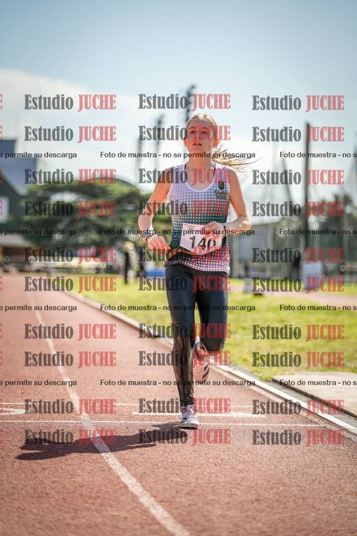 Fotos de los 1500 m con obstáculos de mujeres