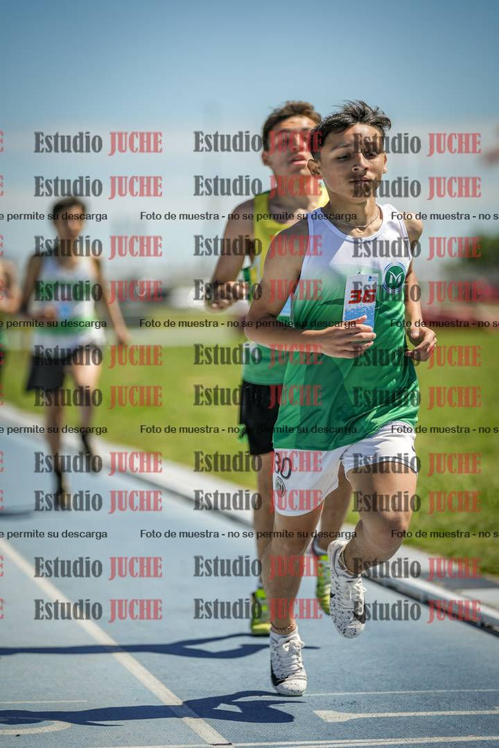 Fotos de los 600 m llanos de varones