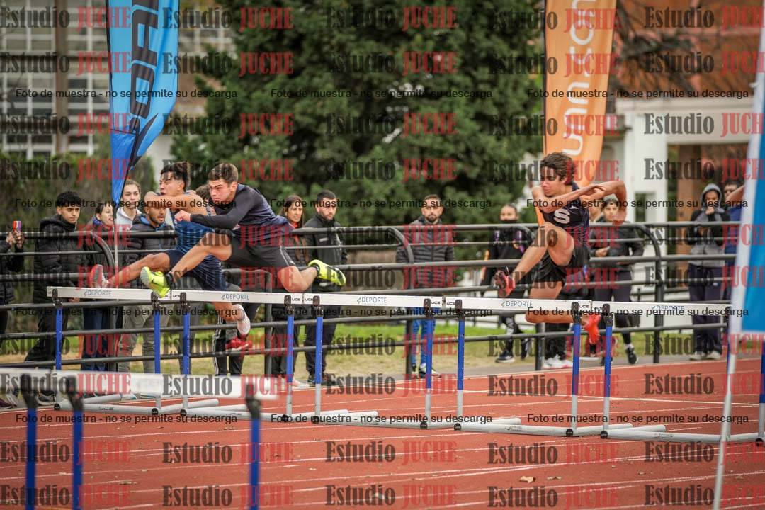 Fotos de los 110 m con vallas de varones - decatlón 6