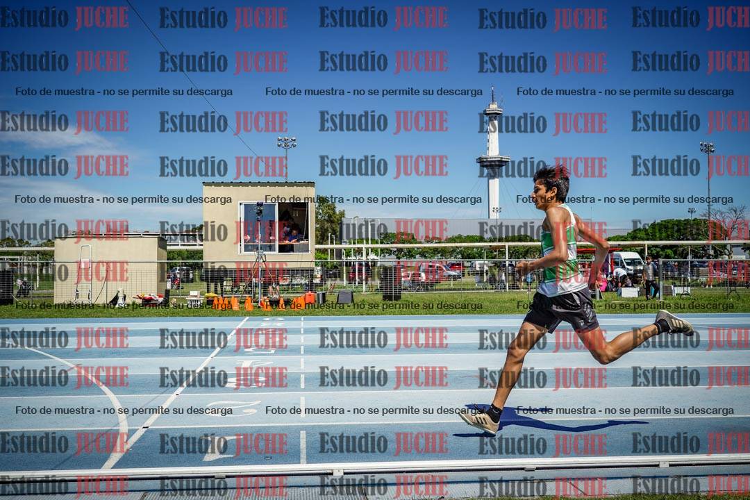 Fotos de los 600 m llanos de varones