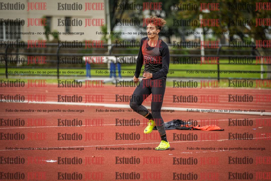 Fotos del salto en alto de varones