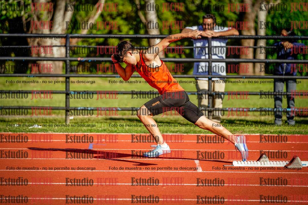 Fotos de los 400 m con vallas de varones