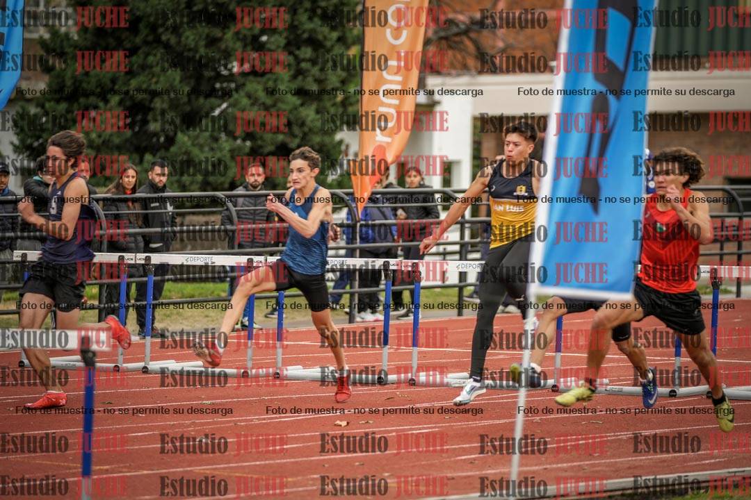 Fotos de los 110 m con vallas de varones - decatlón 6