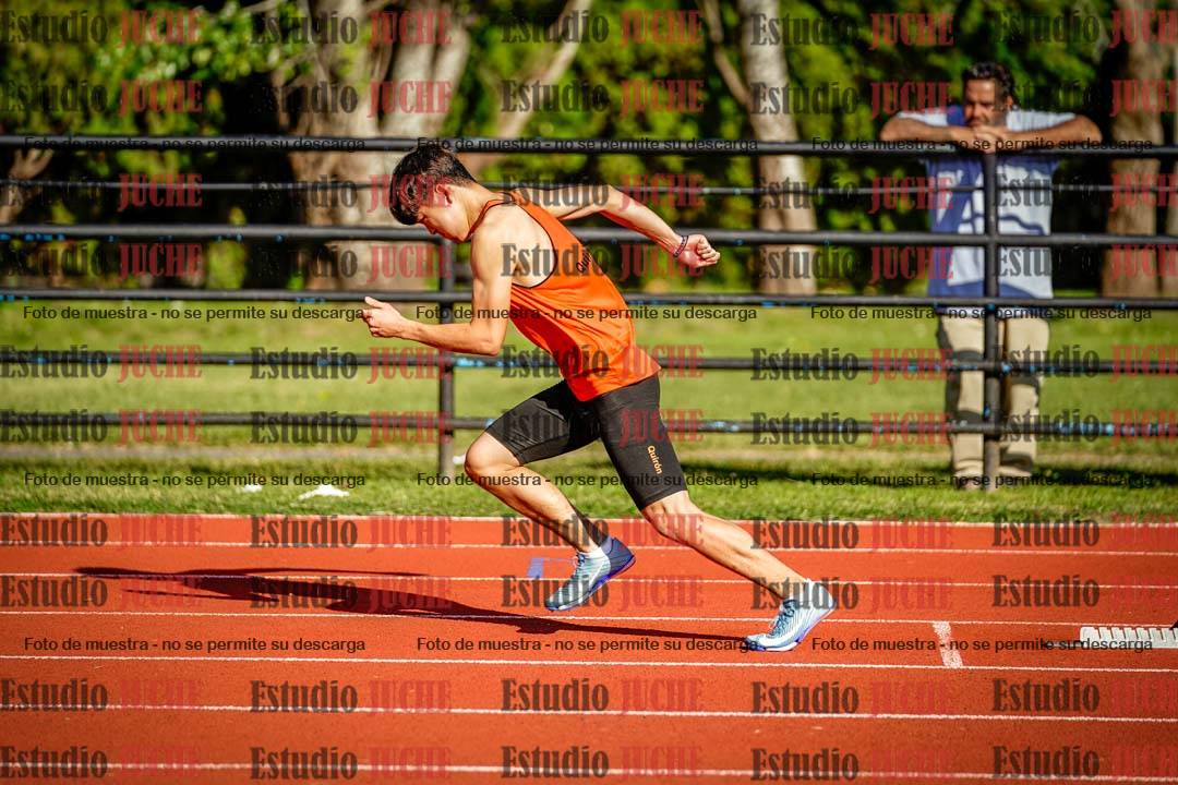 Fotos de los 400 m con vallas de varones