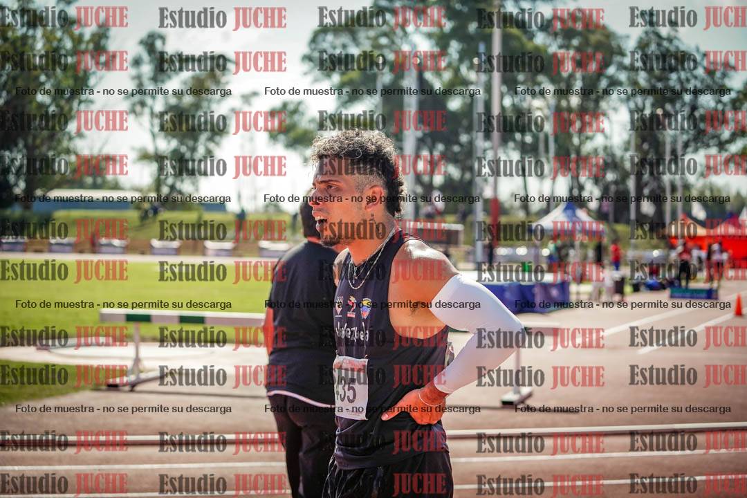Fotos de algunos extras y podios del día 1