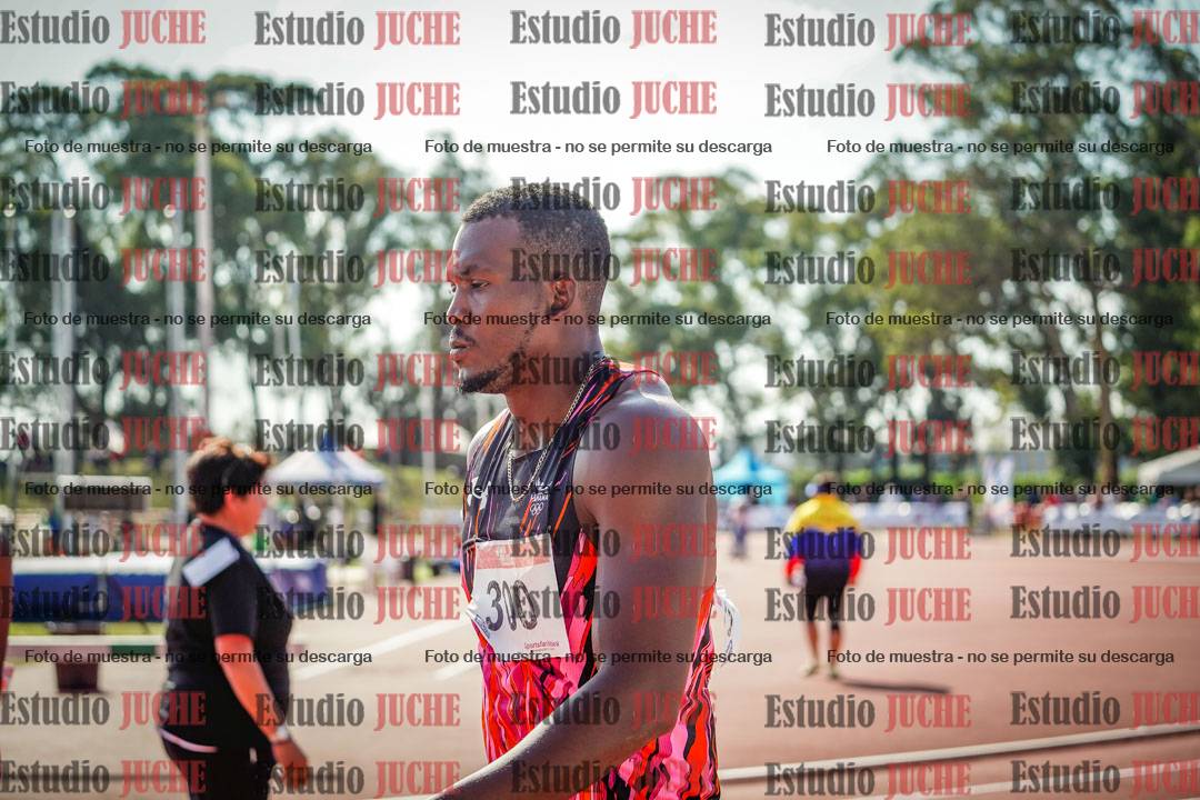 Fotos de algunos extras y podios del día 1