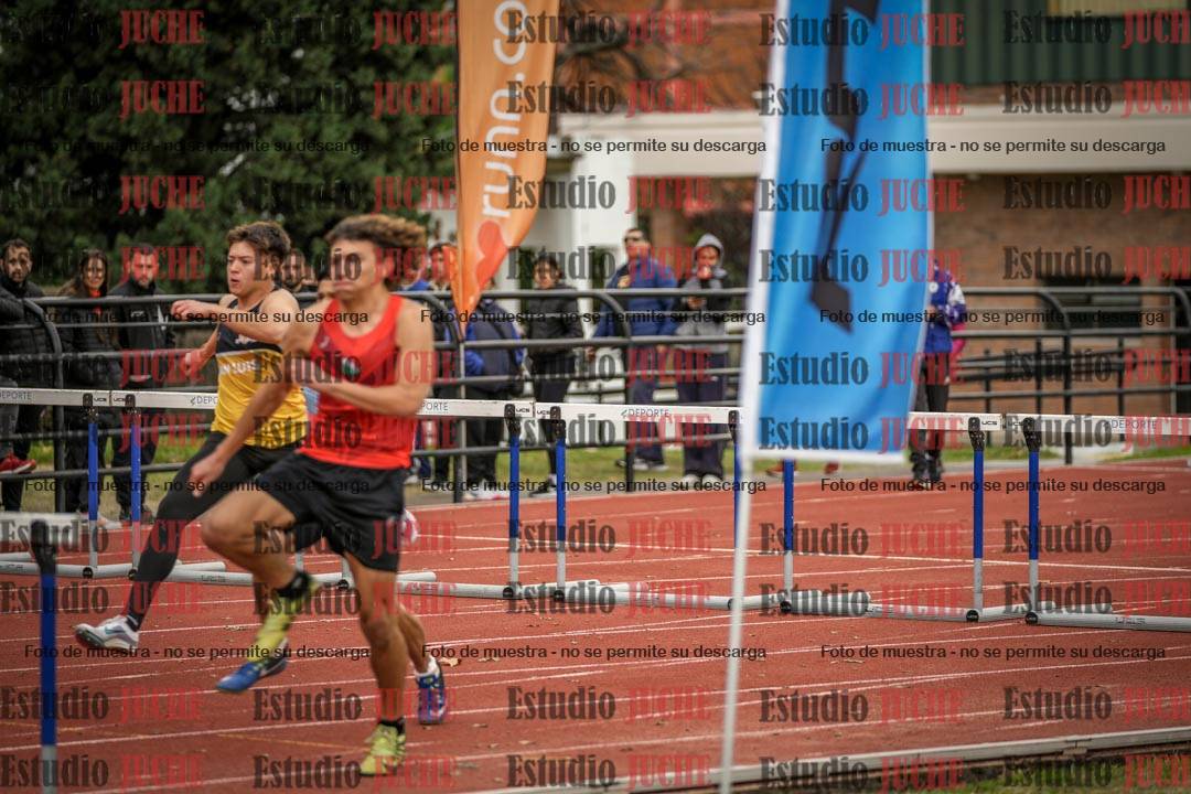 Fotos de los 110 m con vallas de varones - decatlón 6