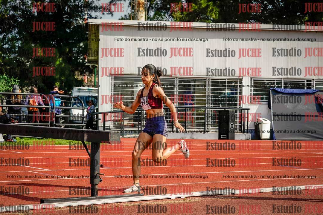 Fotos de los 1500 m con obstáculos de mujeres