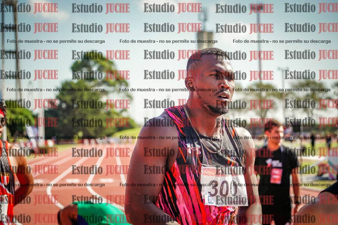 Fotos de algunos extras y podios del día 1