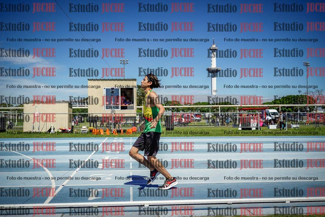 Fotos de los 600 m llanos de varones
