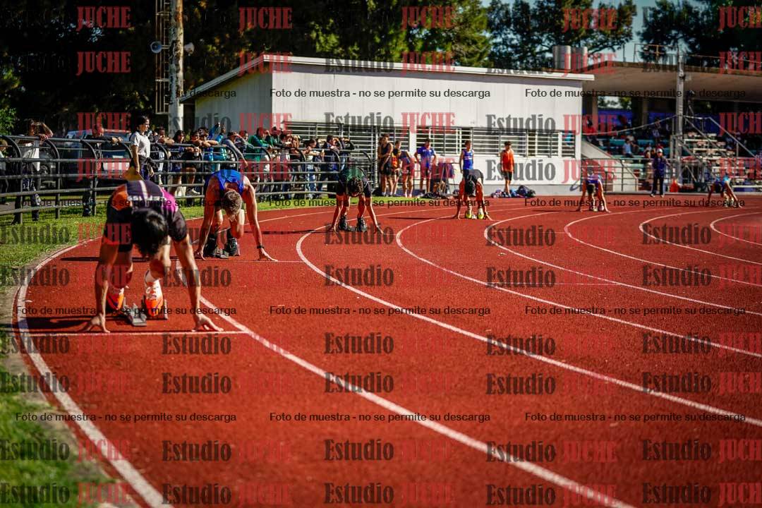 Fotos de los 400 m con vallas de varones