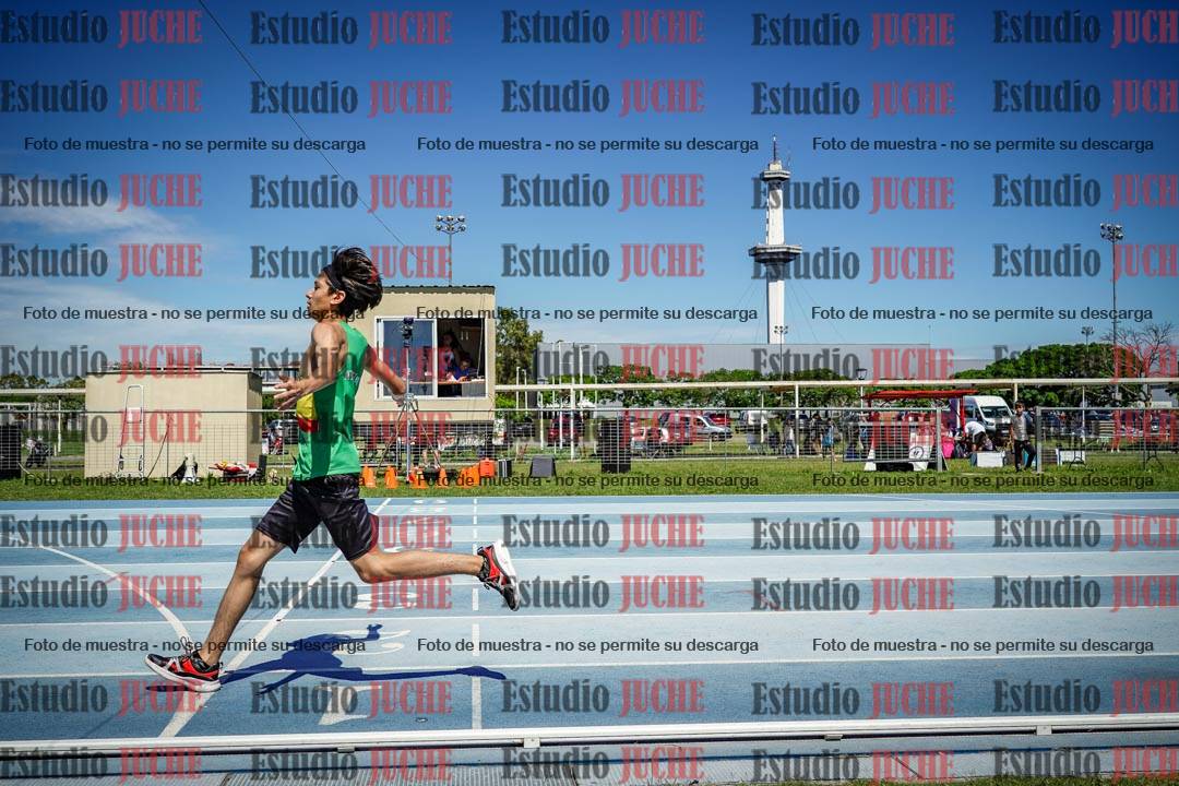 Fotos de los 600 m llanos de varones