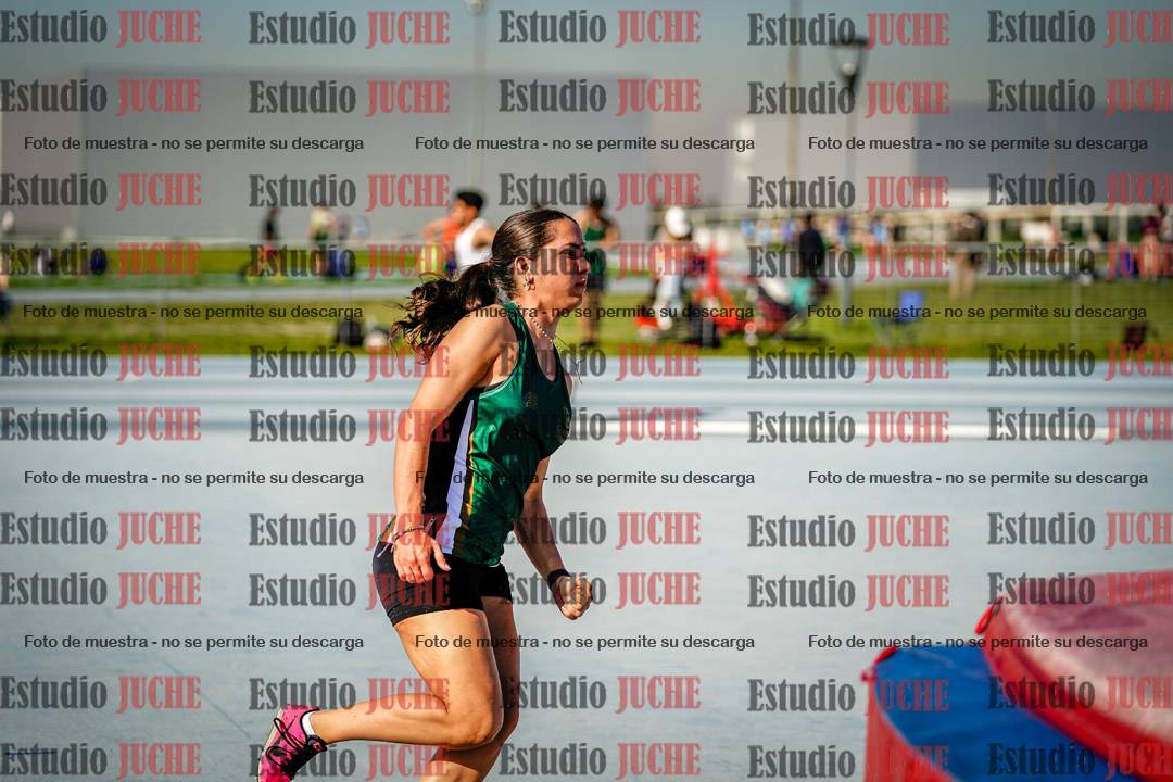 Fotos del salto en alto de mujeres - heptatlón 2