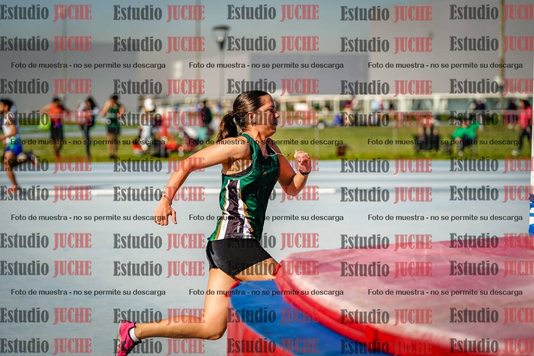 Fotos del salto en alto de mujeres - heptatlón 2