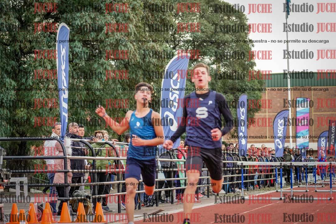 Fotos de los 110 m con vallas de varones - decatlón 6