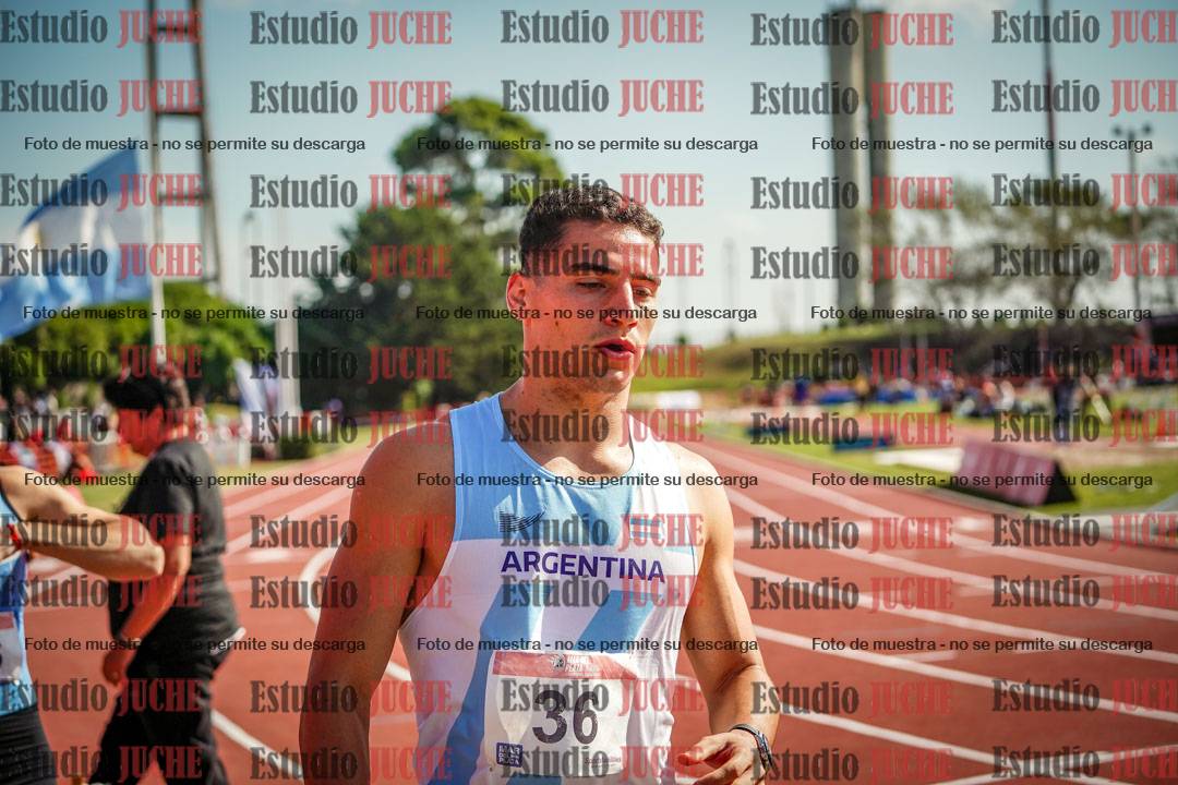 Fotos de algunos extras y podios del día 1