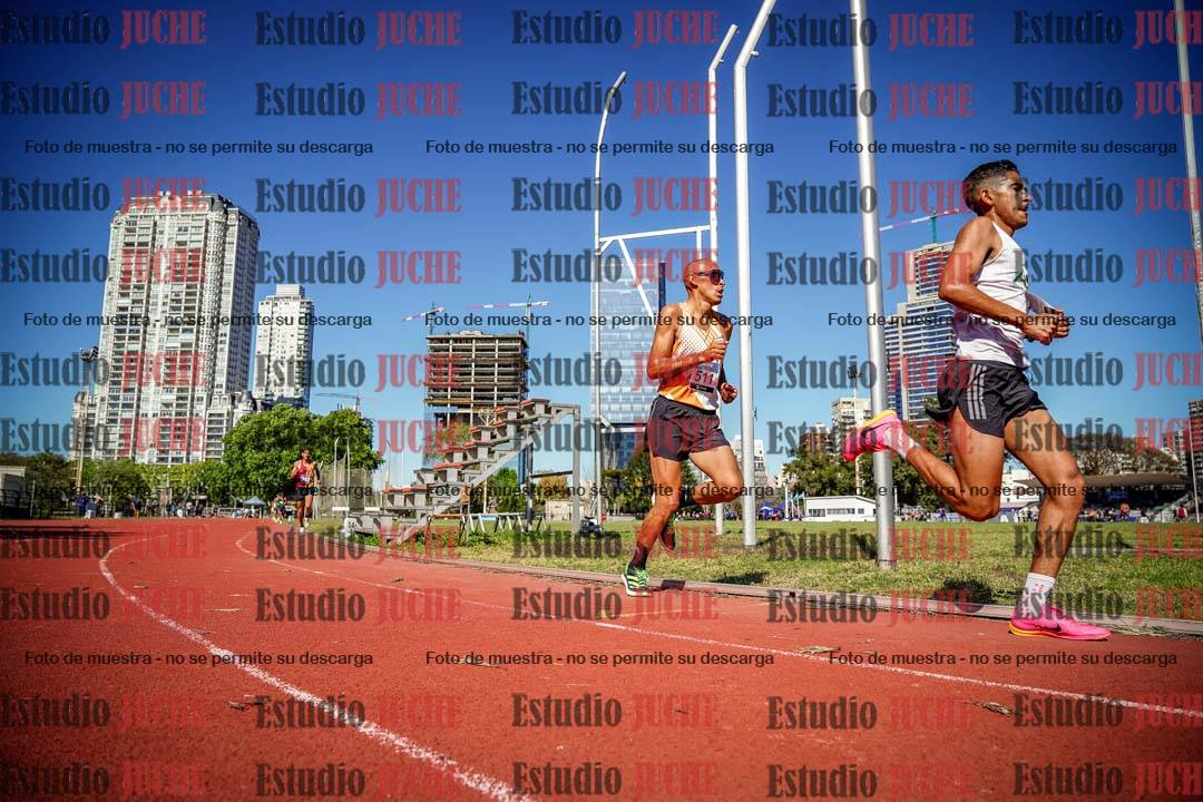 Fotos de los 10.000 m de varones - serie 1