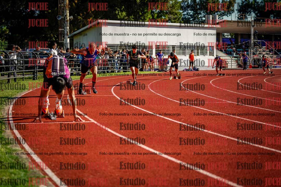 Fotos de los 400 m con vallas de varones