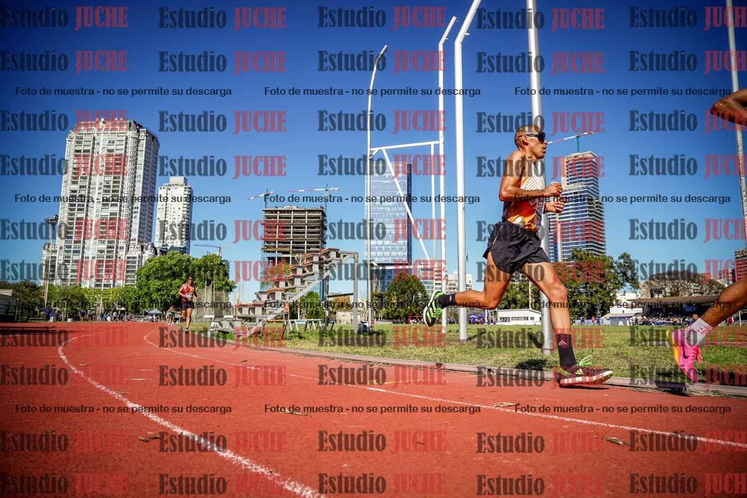 Fotos de los 10.000 m de varones - serie 1